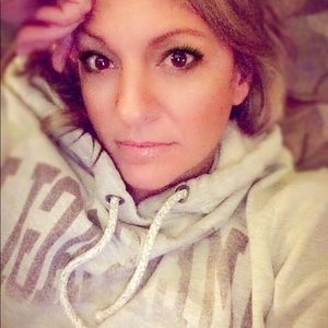 Meet your Posher, Jenn